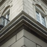 Przemyślana eksploatacja zbiornika bezodpływowego w domu jednorodzinnym – zasady bezpiecznego użytkowania dla właścicieli nieruchomości